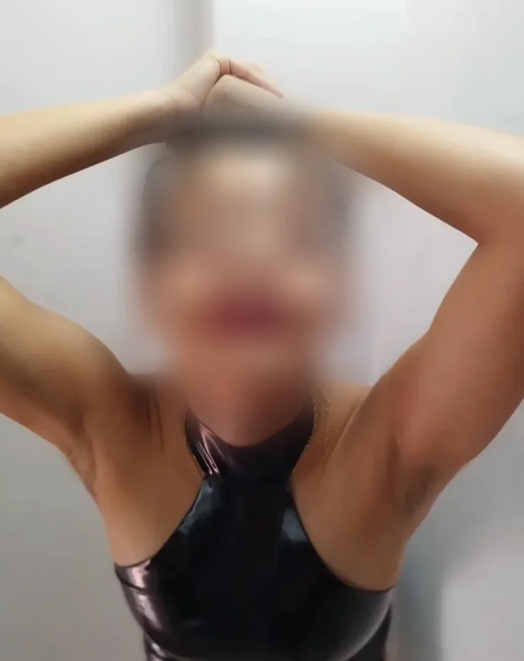 Leyla, 29