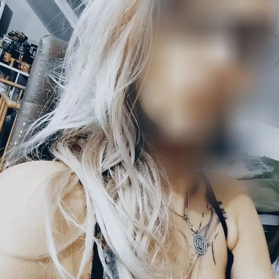 Selina, 30